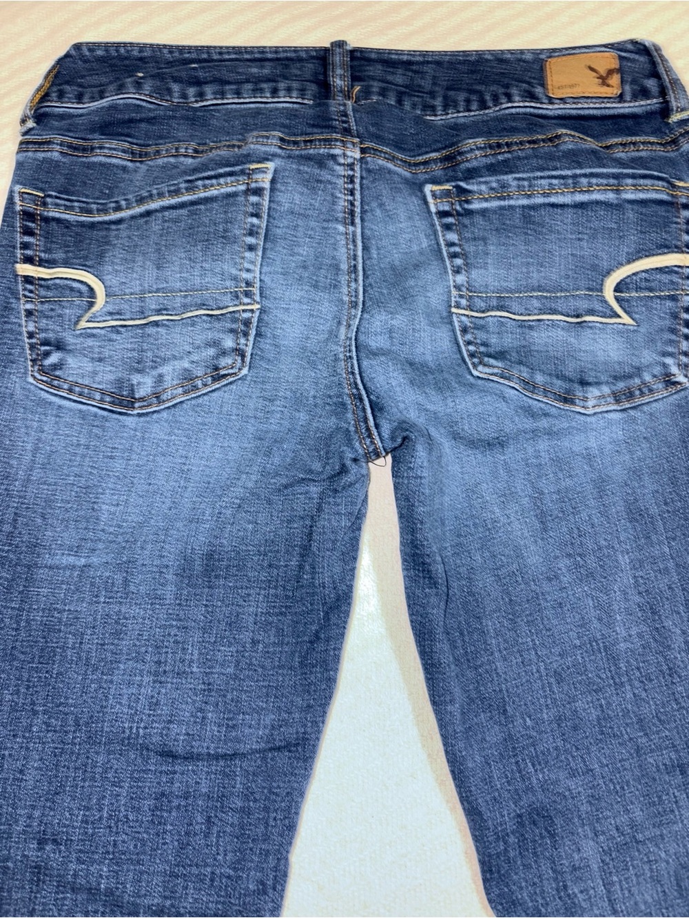 American Eagle Outfitters Dark Blue Super Stretch Artist Flare Leg Jeans Size 8 - Picture 8 of 8